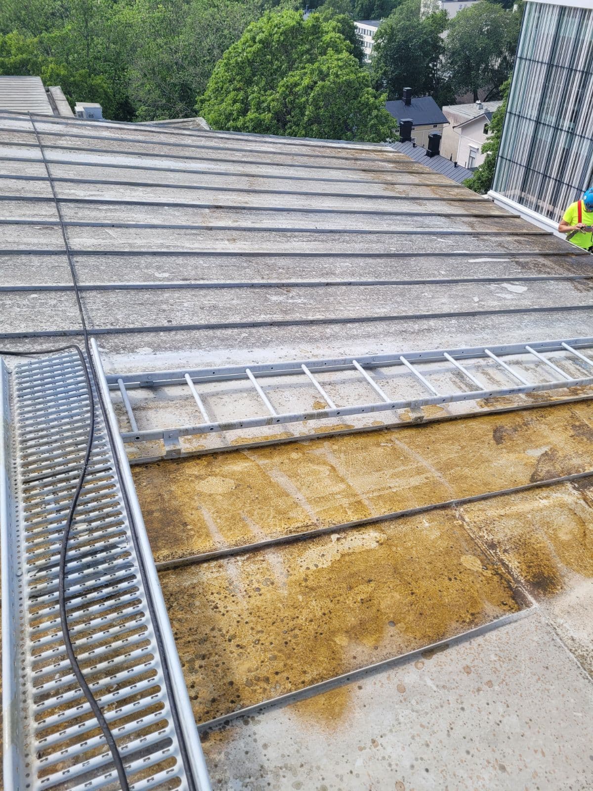 Plekk-katuse pesu - enne